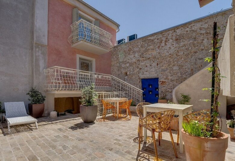 Apartamentos La Dolce Vita Suites - Belle Epoque
