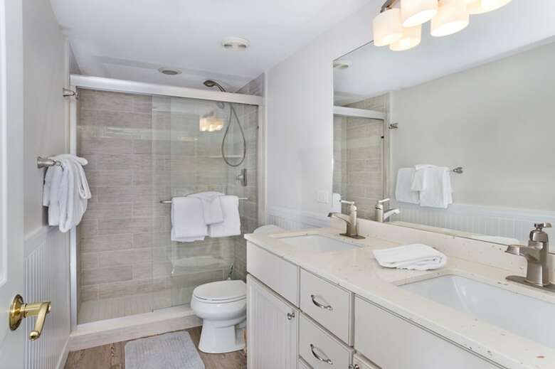 Mariner Point 1083
