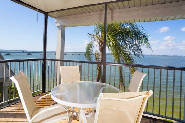 Mariner Point 1083