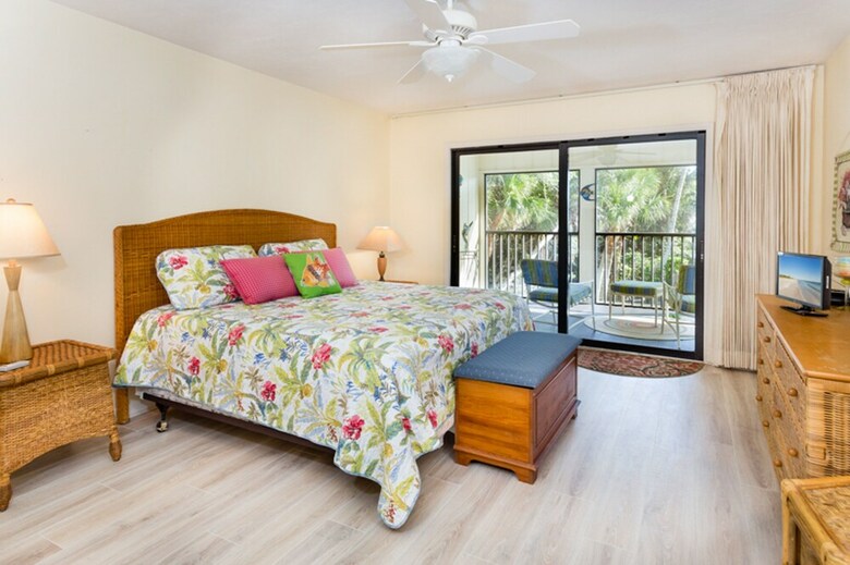 Snug Harbour 312