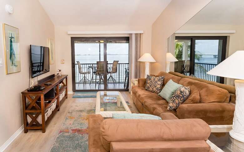 Mariner Point 1043