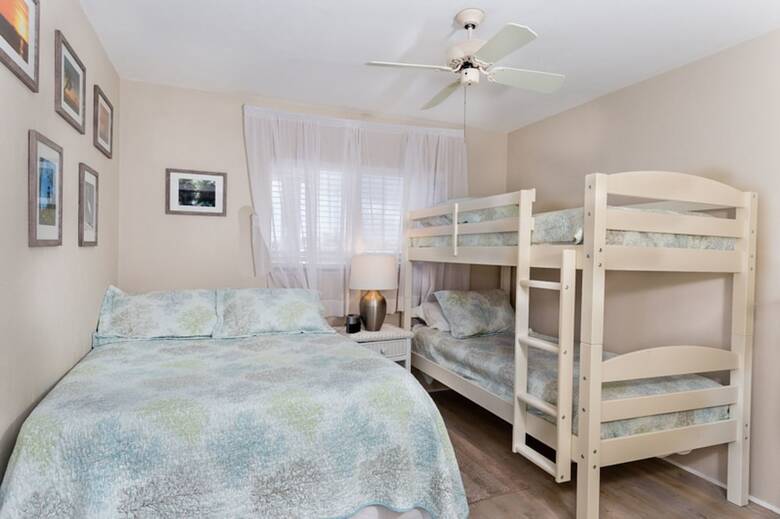 Mariner Point 1043