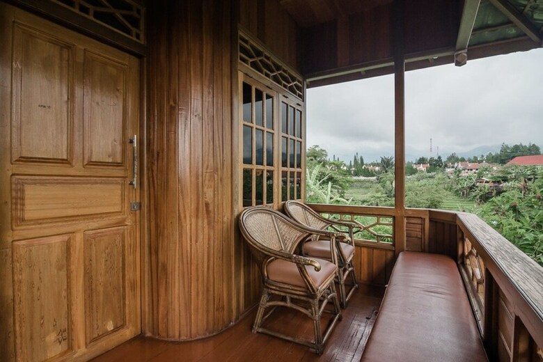 Hotel Reddoorz Plus Near Kota Bunga Cipanas