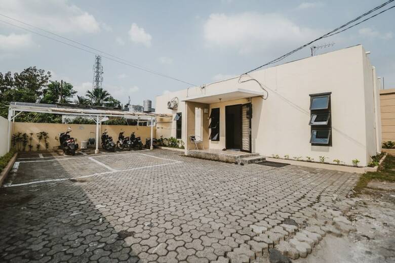Hotel Reddoorz Near Rs Usu Medan