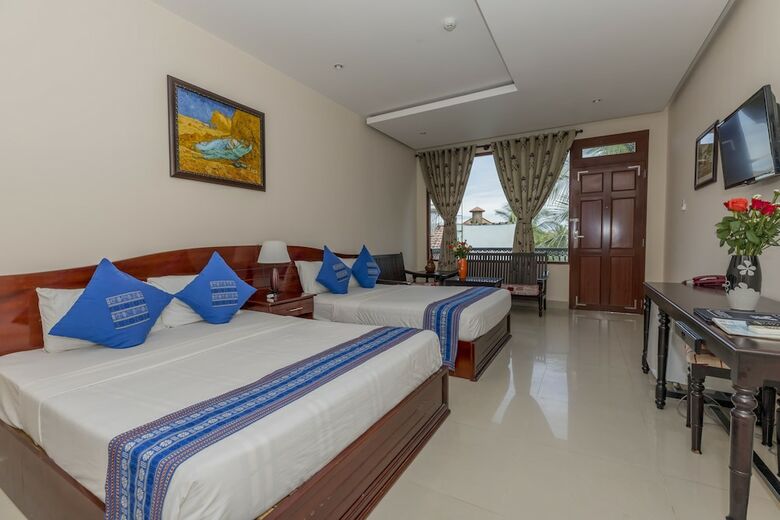 Hotel Palmira Beach Resort & Spa