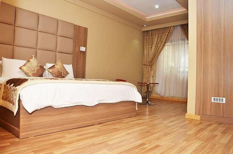 Hotel Royal Choice Inn