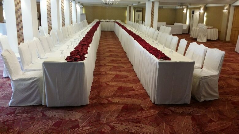 Hotel Crown Plaza