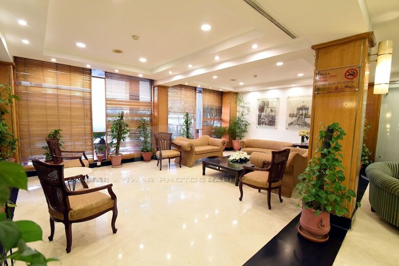 Hotel Crown Plaza