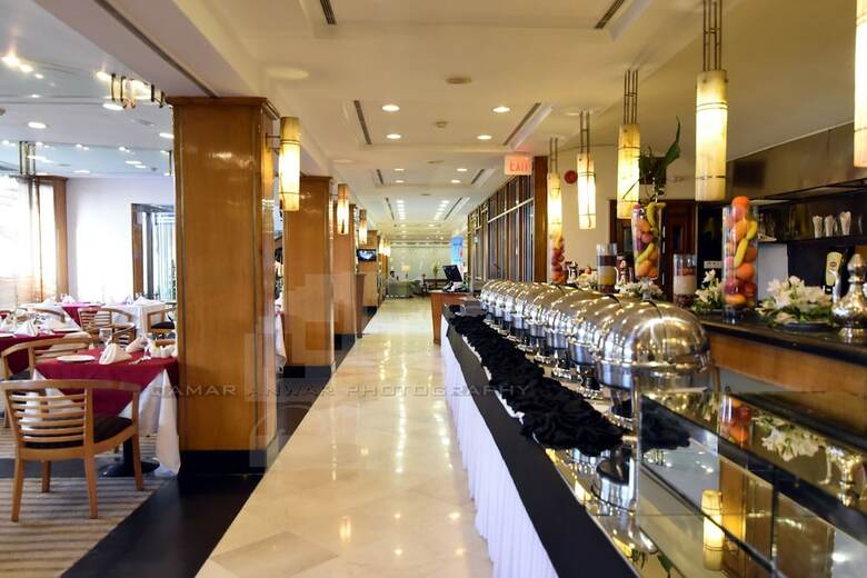 Hotel Crown Plaza