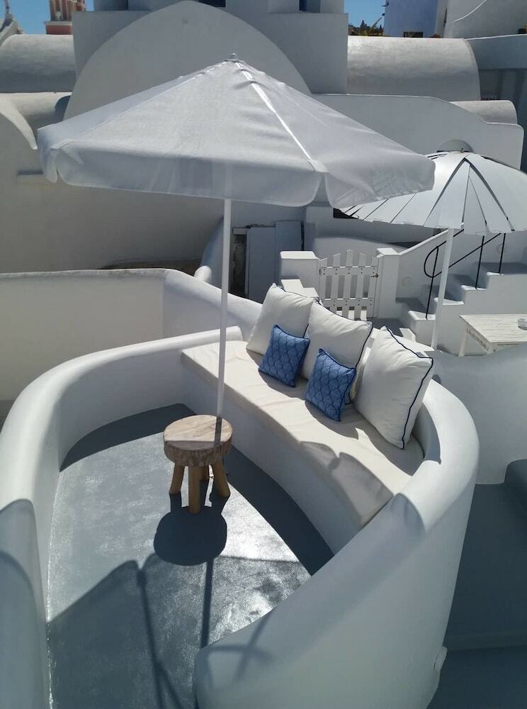 Hotel Oia Spirit Suites- Adults Only