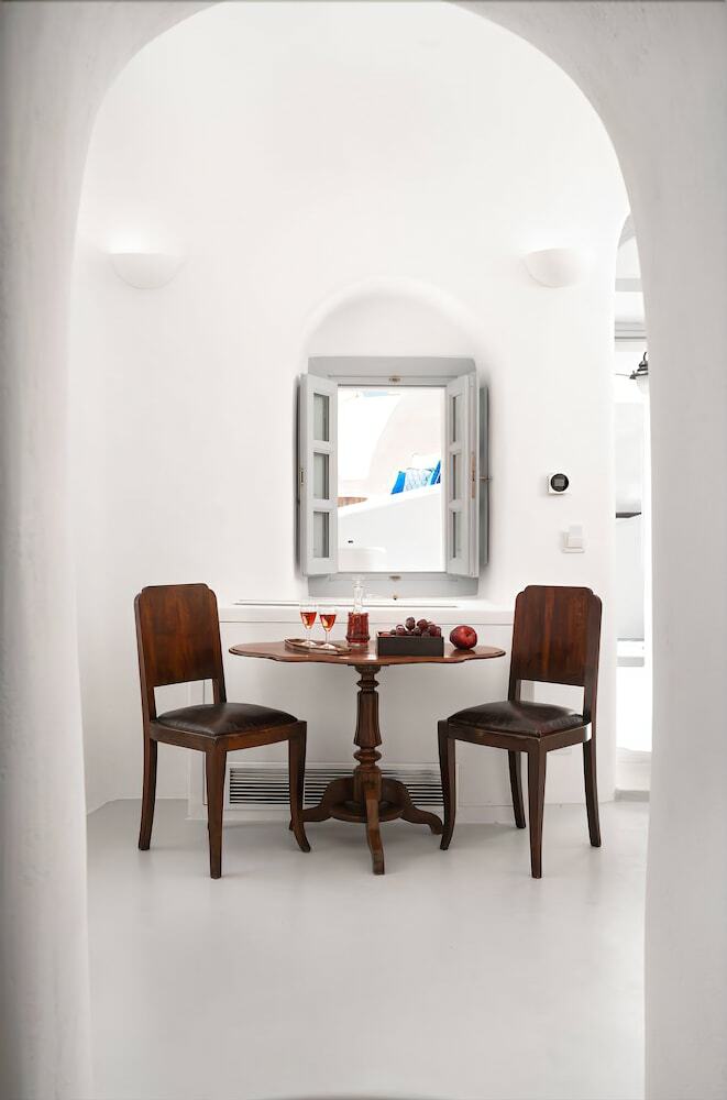 Hotel Oia Spirit Suites- Adults Only