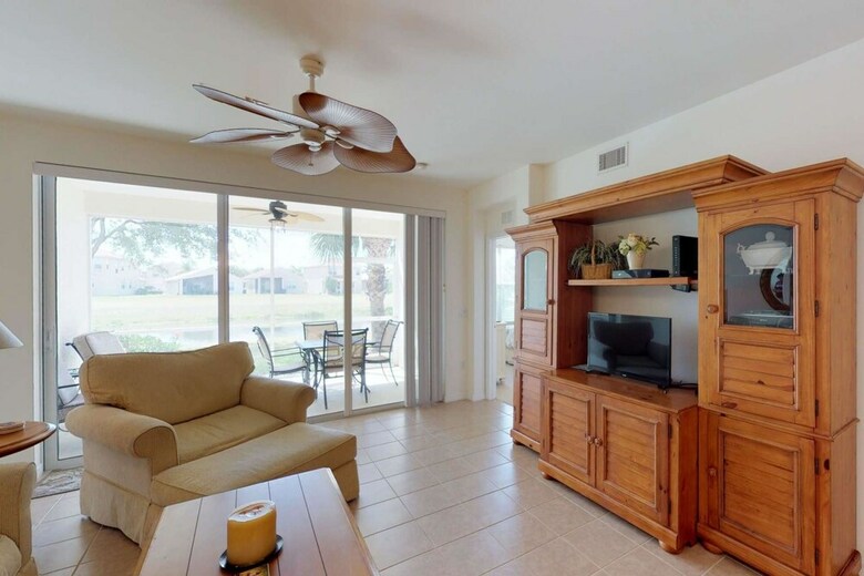 10127 Colonial Country Club Blvd #1607