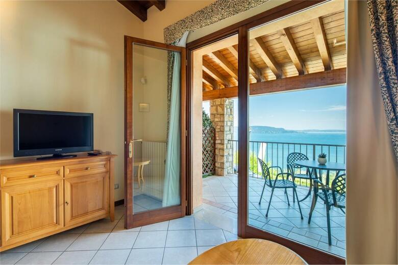 Residencia Domina Borgo Degli Ulivi - Lake Garda