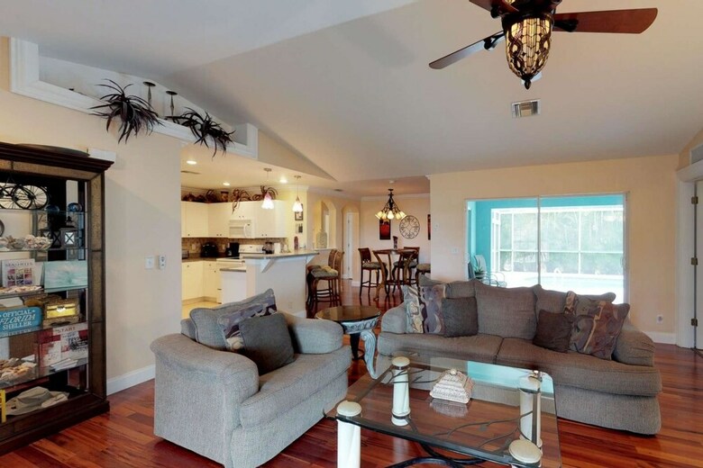 938 Sw 6th Ct