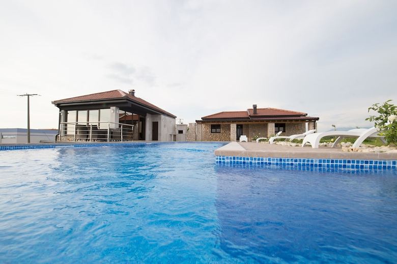 Villa Ljuba Apartments
