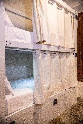 Hostal 4U Hostel