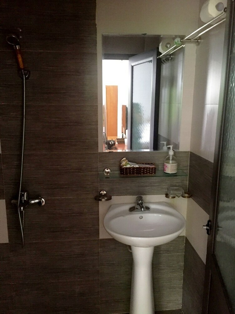 Hanh Hoa Hotel