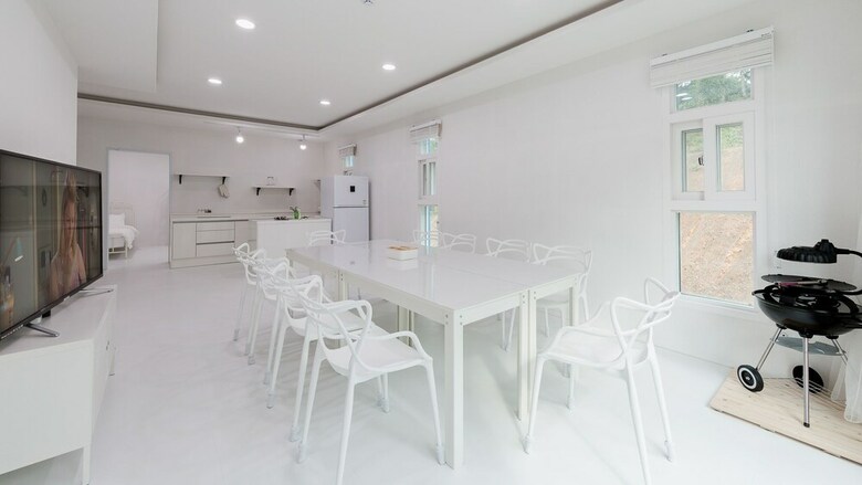 Yeongheungdo Tour Pension