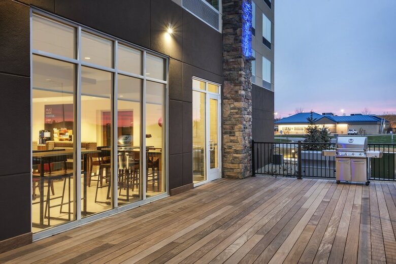 Hotel Holiday Inn Express & Suites Hudson I-94