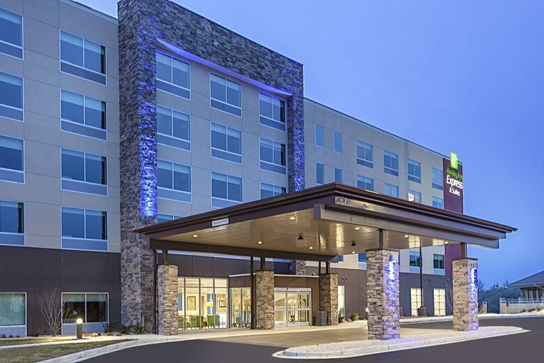 Hotel Holiday Inn Express & Suites Hudson I-94