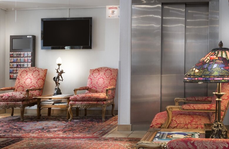 Agate Hotel