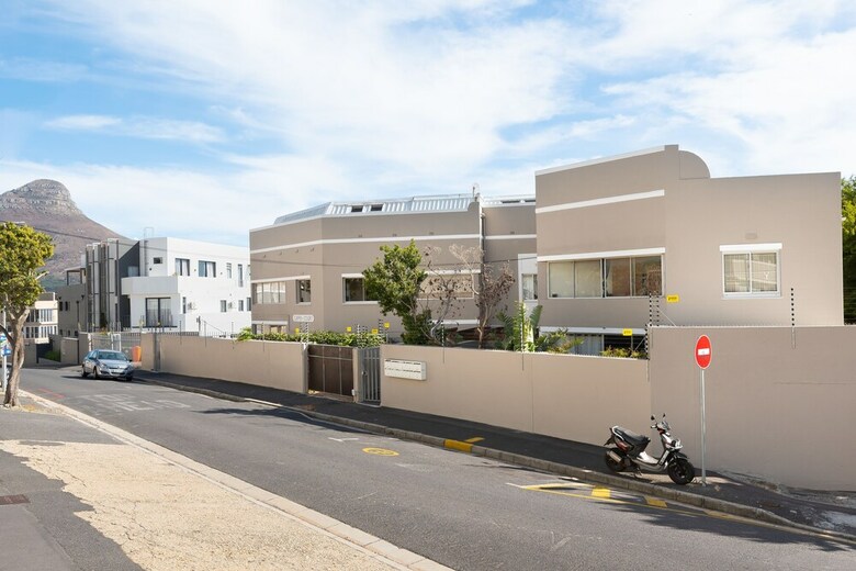 Apartamentos Capricourt 5