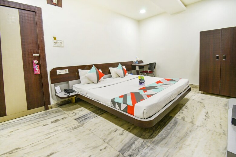 Hotel Fabexpress Ram Residency