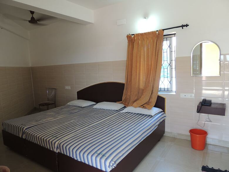 Hotel Ashoka
