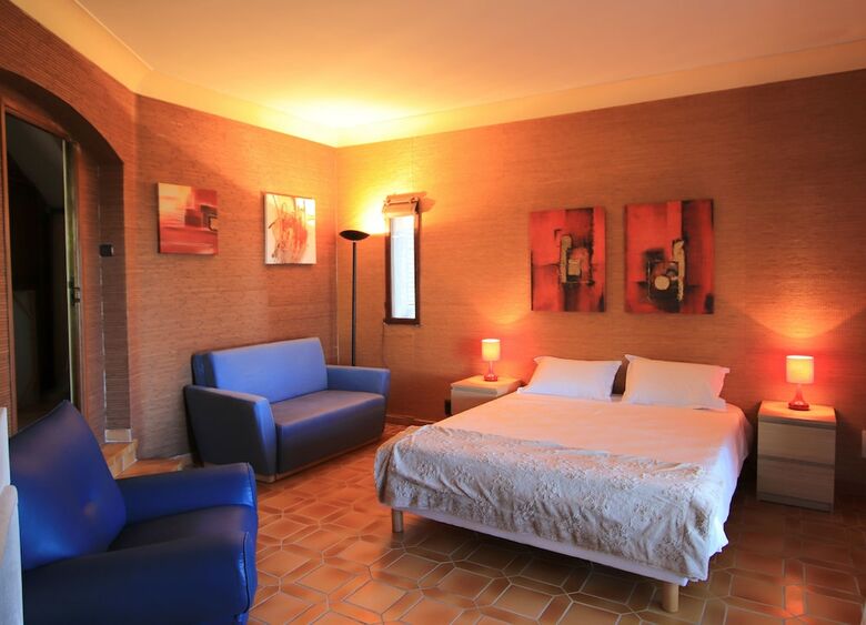 Happy Few - Villa Grimaldi