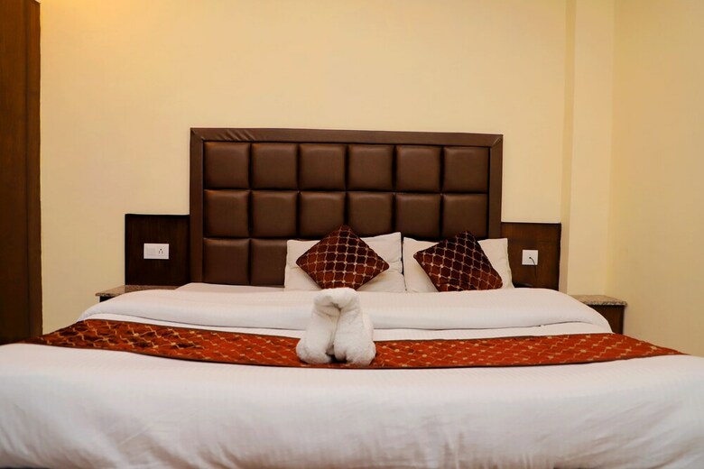 Hotel Sk International