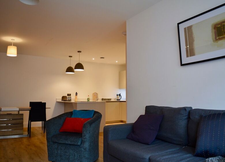 Modern And Stylish 2 Bedroom Apartment In Manchester