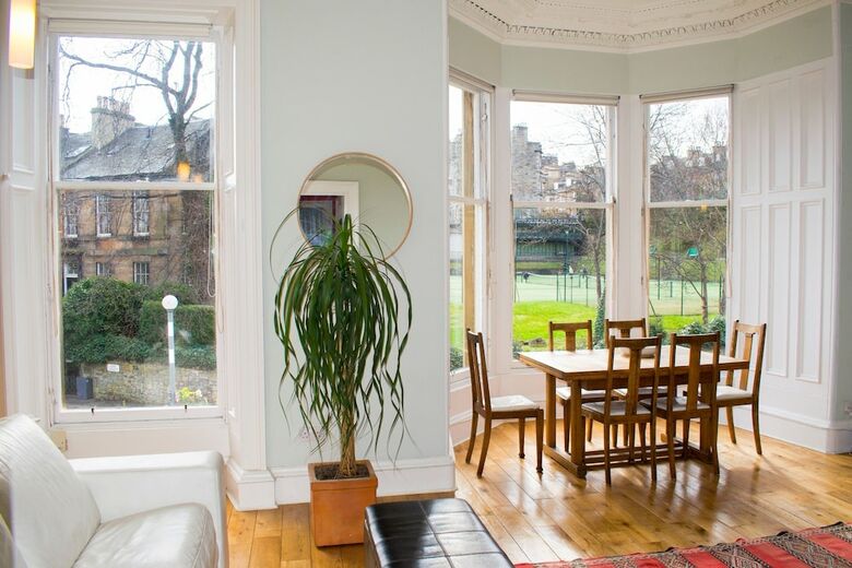 Apartamentos Stylish 4 Bedroom Stockbridge Home