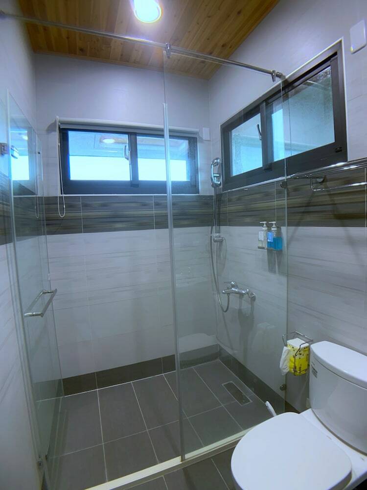 Hotel Eze Homestay