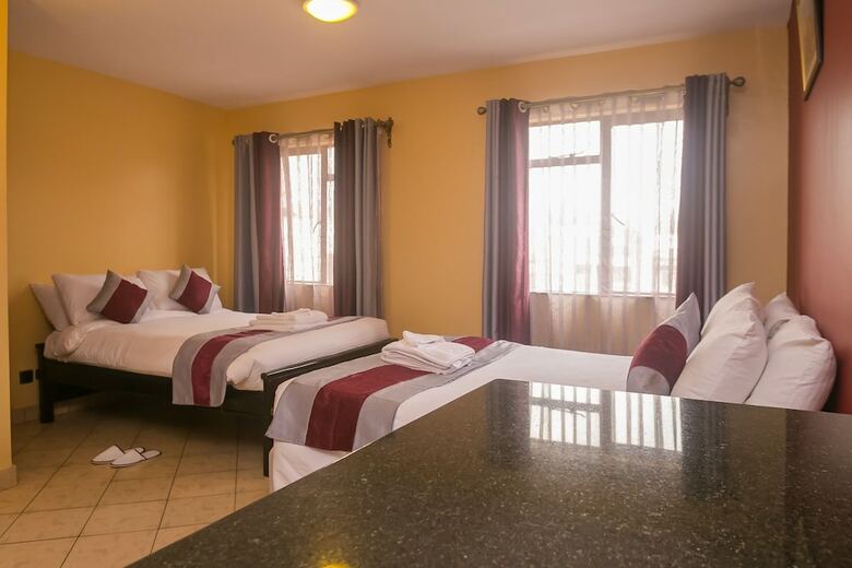 Plus 254 Hotel