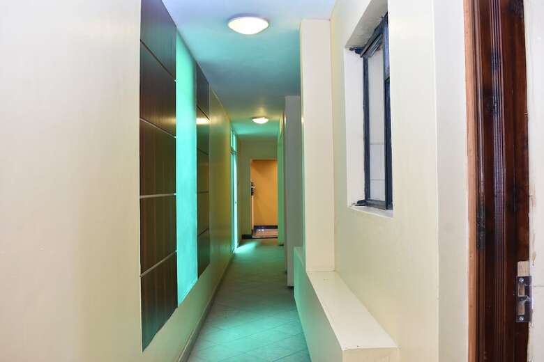 Plus 254 Hotel
