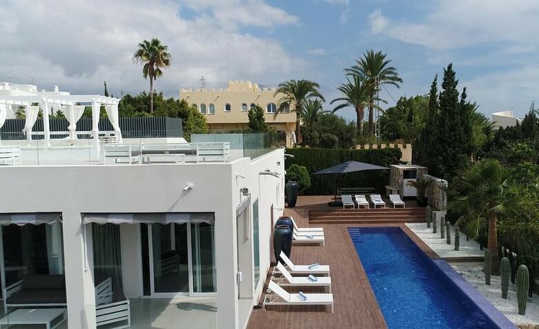 Villa Carlota