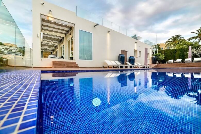 Villa Carlota