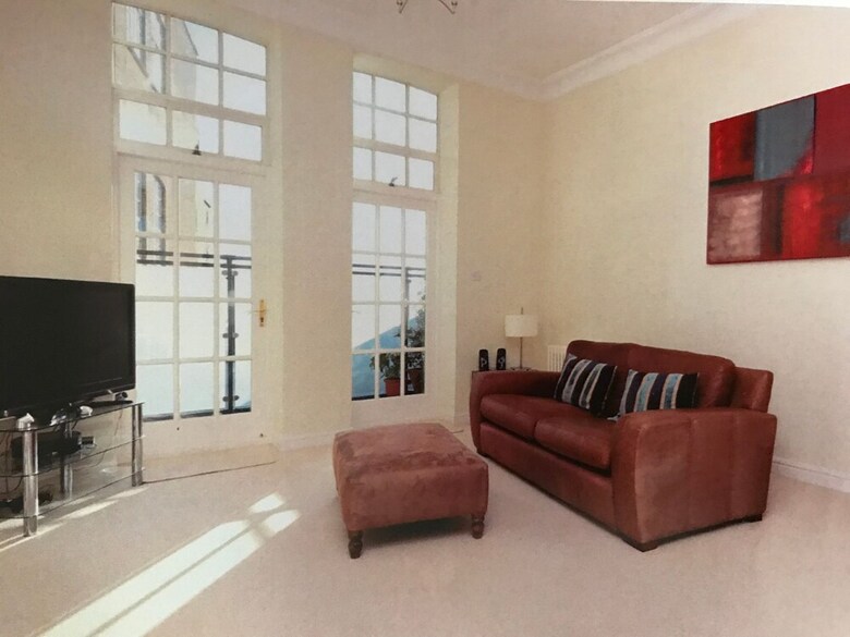 Spacious Apartment In A Factory Conversion