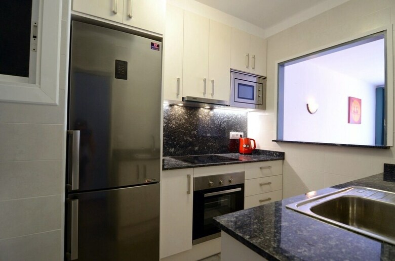 Apartamentos Omega