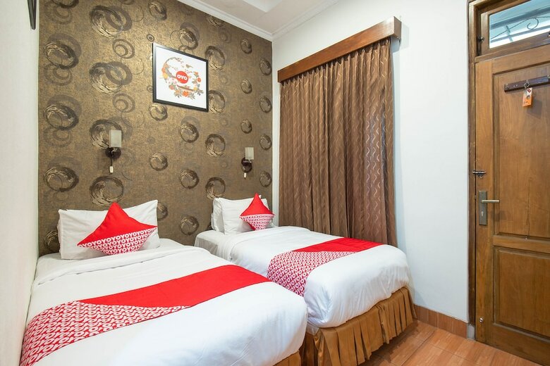 Oyo 836 Oasis Hotel