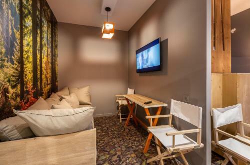 Hotel Base Camp Lodge