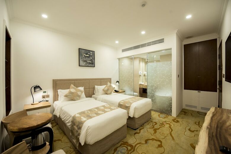 Princess Saigon Central Hotel