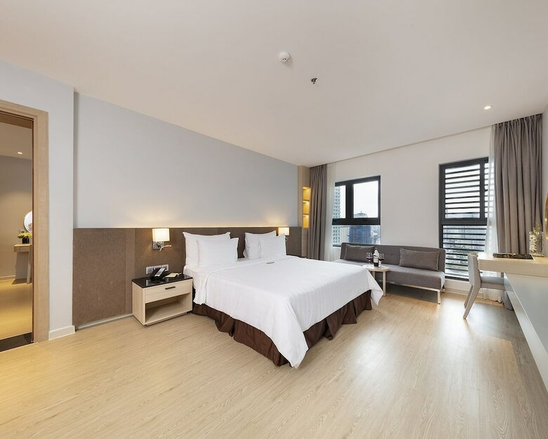 Dqua Hotel And Apartment