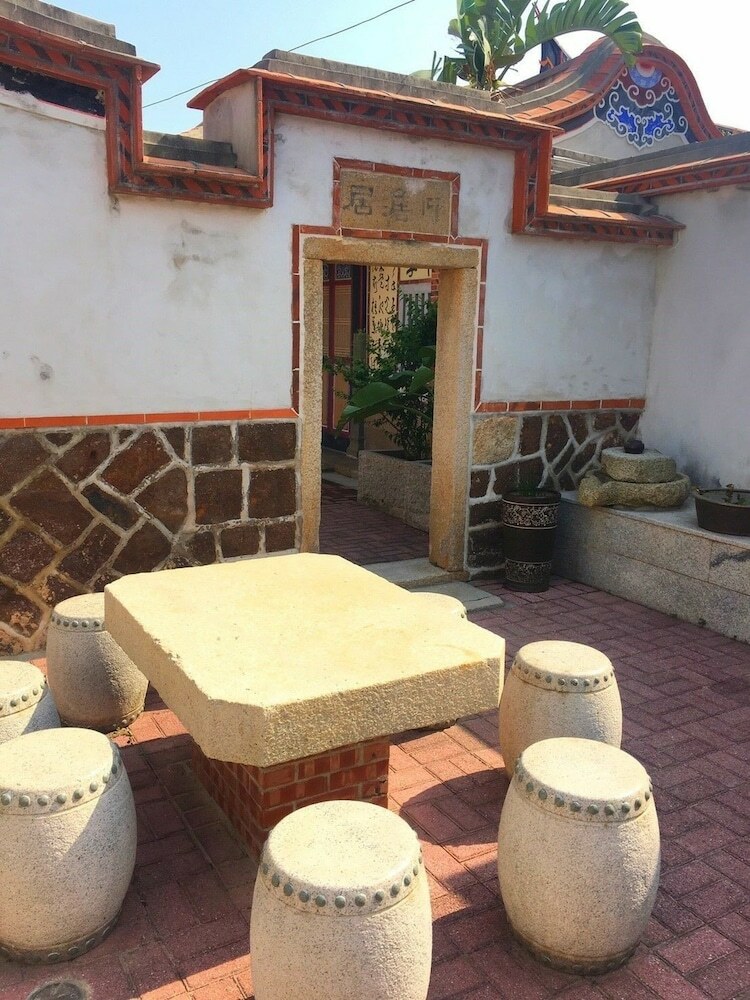 Bed & Breakfast Qiong Lin 105-1 Homestay