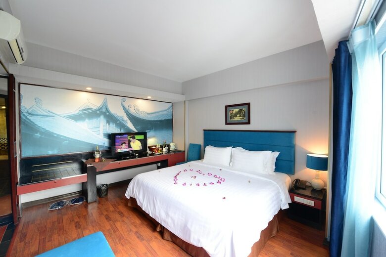 Antique Legend Hotel