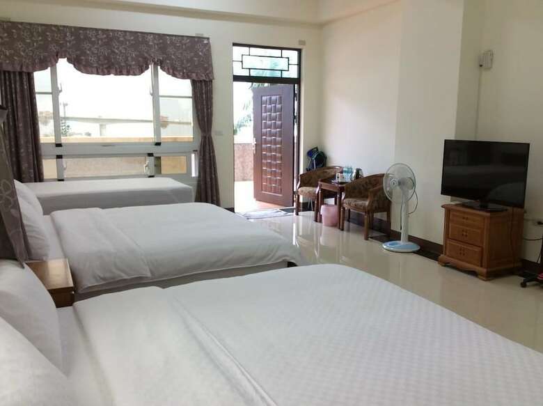 Bed & Breakfast San He Inn