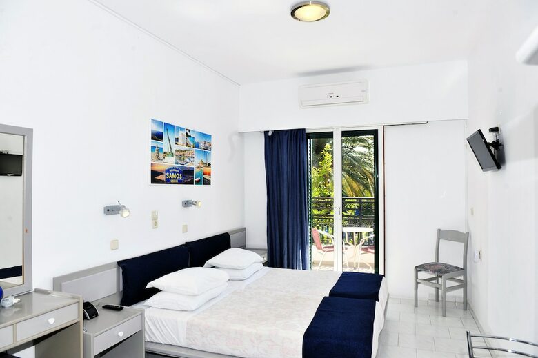 Aparthotel Anna Studios