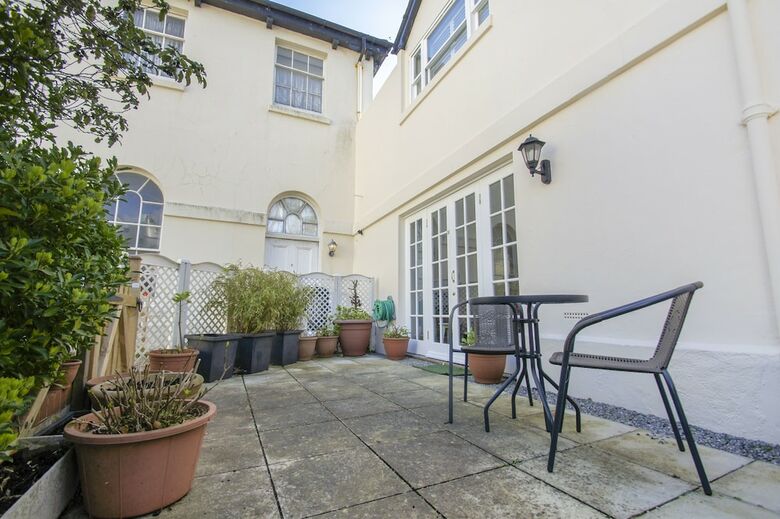 Arundel Mews