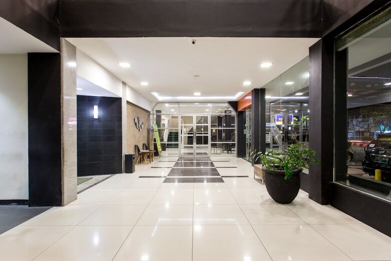 Capital O 769 City Hotel