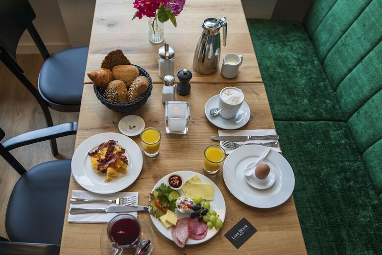 Hotel Lake House Pl�n